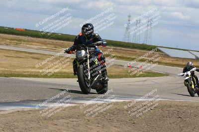 media/Apr-26-2024-TrackDaz (Fri) [[c4b677d280]]/B Group/120pm (Wheelie Bump)/